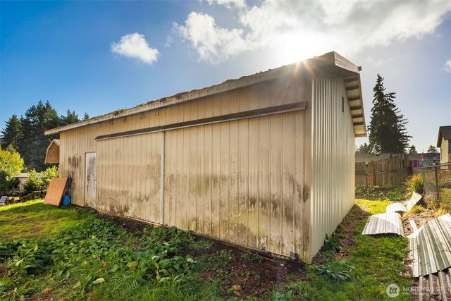 1956 E 65th Street, Tacoma, WA 98404