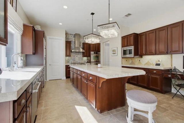1645 Loch Ness Drive, Fallbrook, CA 92028