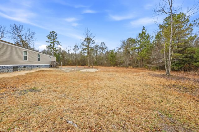 1222 Birch Creek Road, Andrews, SC 29510