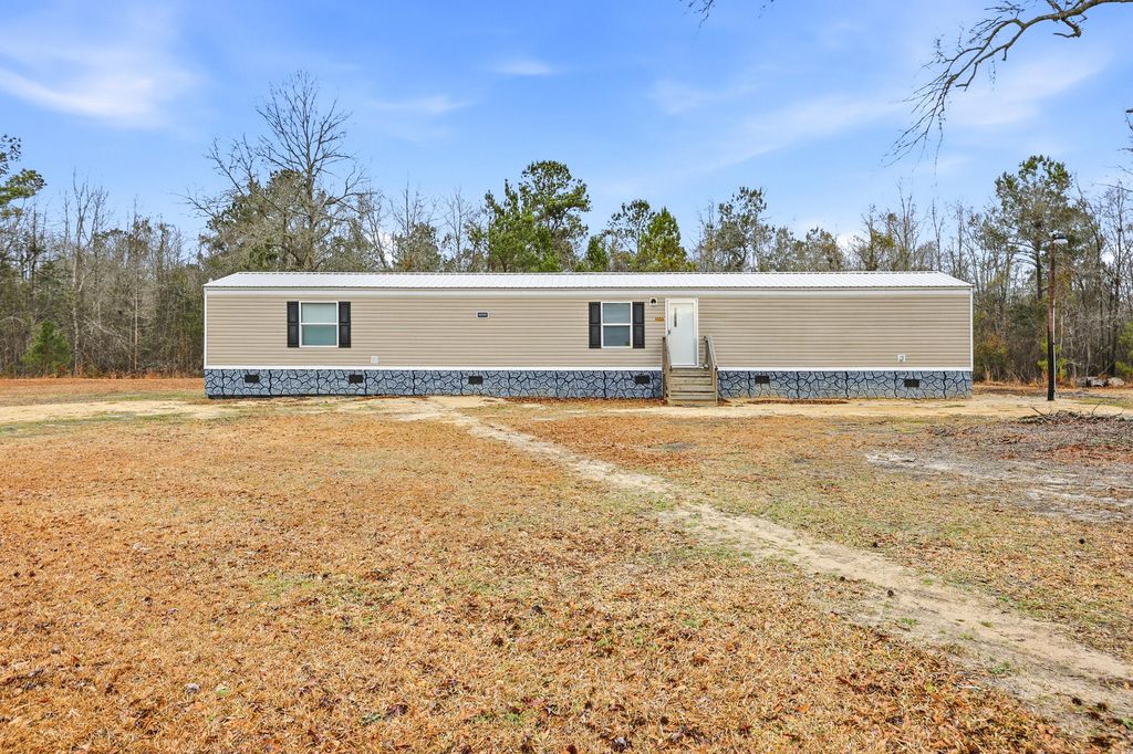 1222 Birch Creek Road, Andrews, SC 29510