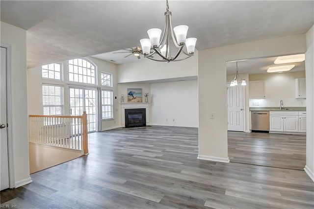 856 Point Way CT, Virginia Beach, VA 23462