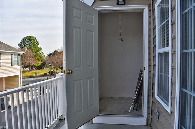 856 Point Way CT, Virginia Beach, VA 23462