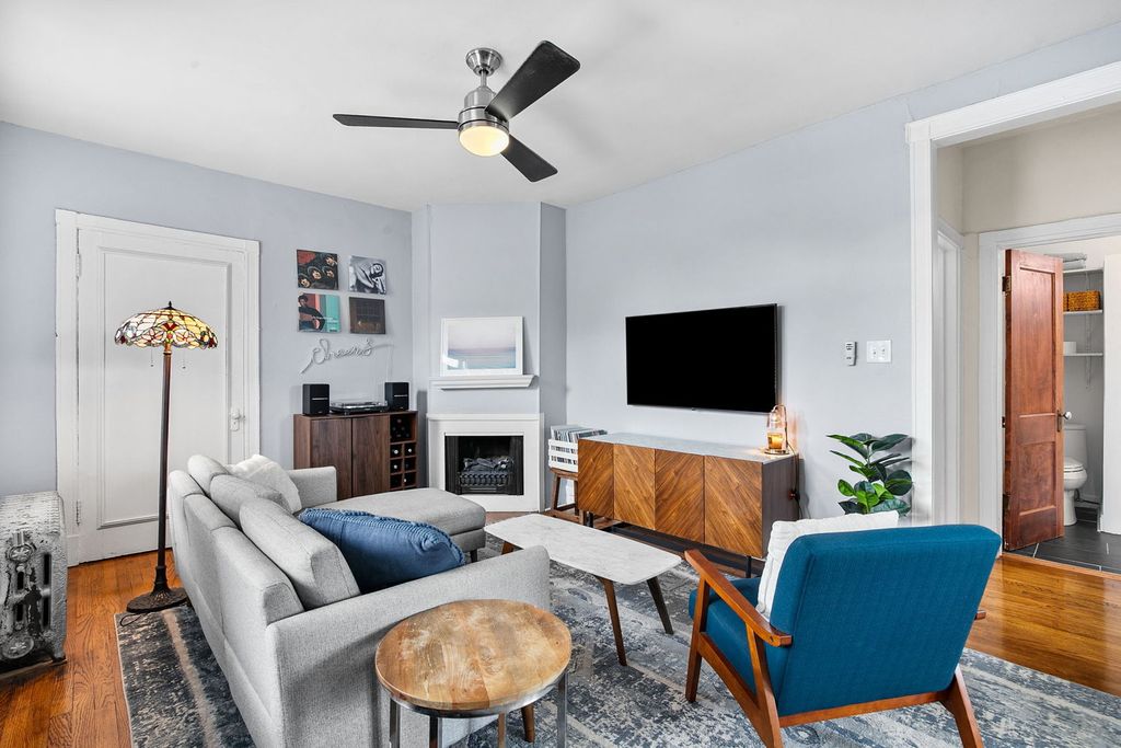 2112 N Seminary Avenue 18, Chicago, IL 60614 — photo 4