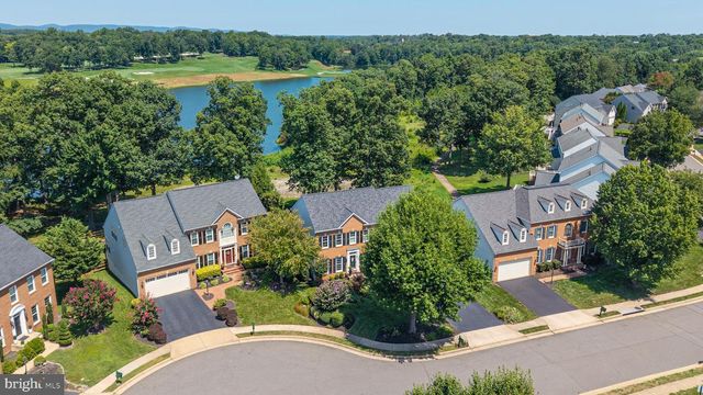 8192 TILLINGHAST LN, Gainesville, VA 20155