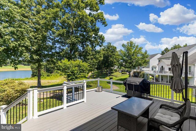 8192 TILLINGHAST LN, Gainesville, VA 20155