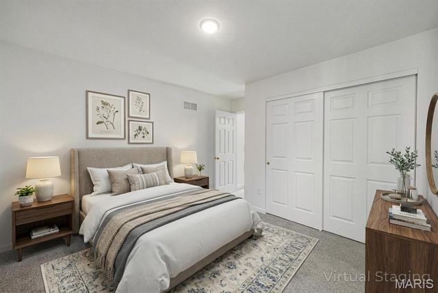 5653 Sun Bear Drive, House Springs, MO 63051