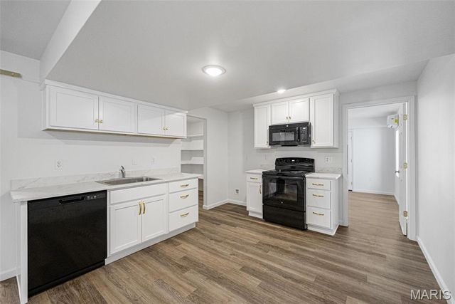 5653 Sun Bear Drive, House Springs, MO 63051