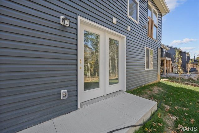 5653 Sun Bear Drive, House Springs, MO 63051