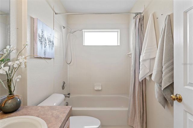 3042 GIANNA WAY, Land O Lakes, FL 34638