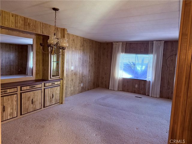 575 S Lyon Avenue 62, Hemet, CA 92543