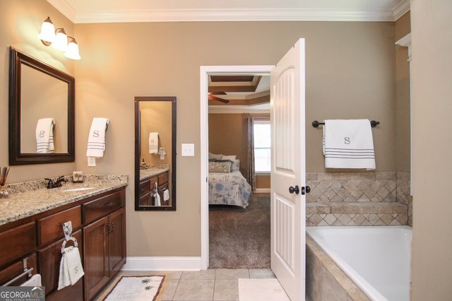 124 Highland Point Drive, Kathleen, GA 31047