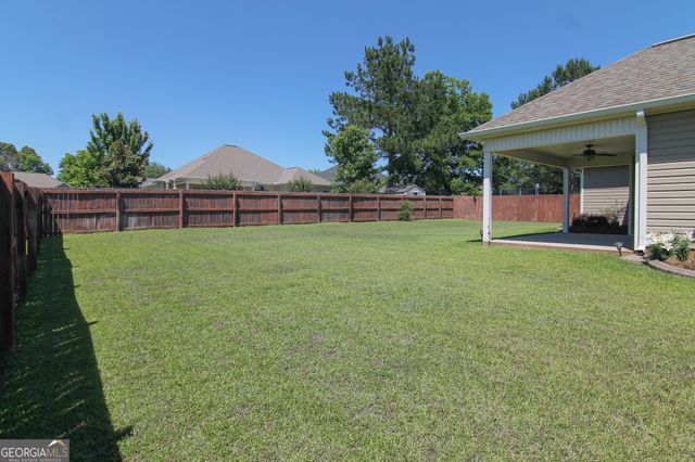 124 Highland Point Drive, Kathleen, GA 31047