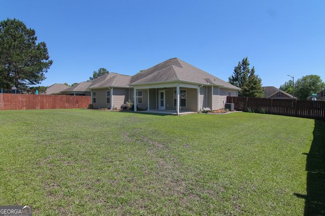 124 Highland Point Drive, Kathleen, GA 31047