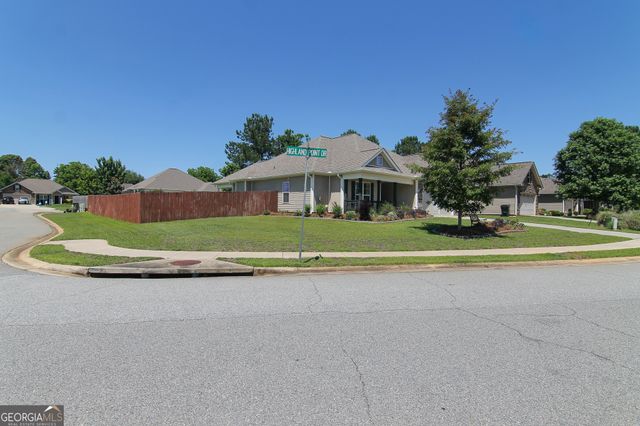 124 Highland Point Drive, Kathleen, GA 31047