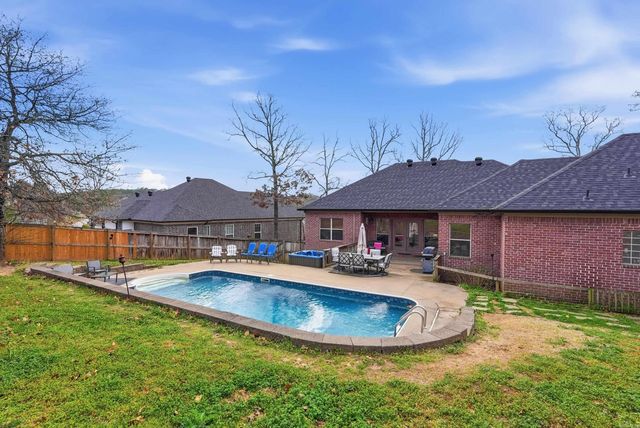 114 Beaver Creek Lane, Maumelle, AR 72113