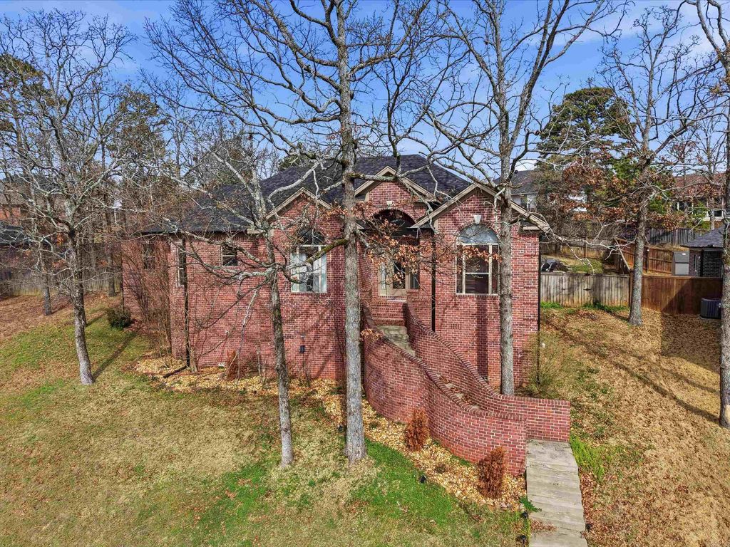 114 Beaver Creek Lane, Maumelle, AR 72113