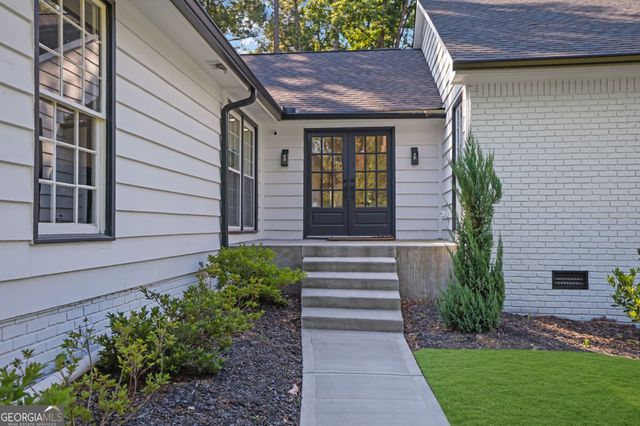 514 Dogwood Circle, Norcross, GA 30071