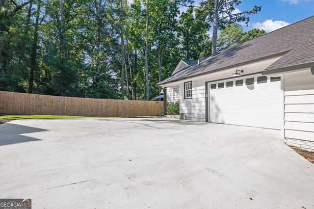 514 Dogwood Circle, Norcross, GA 30071