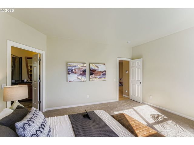 2436 Nw BENSON Ln, Portland, OR 97229