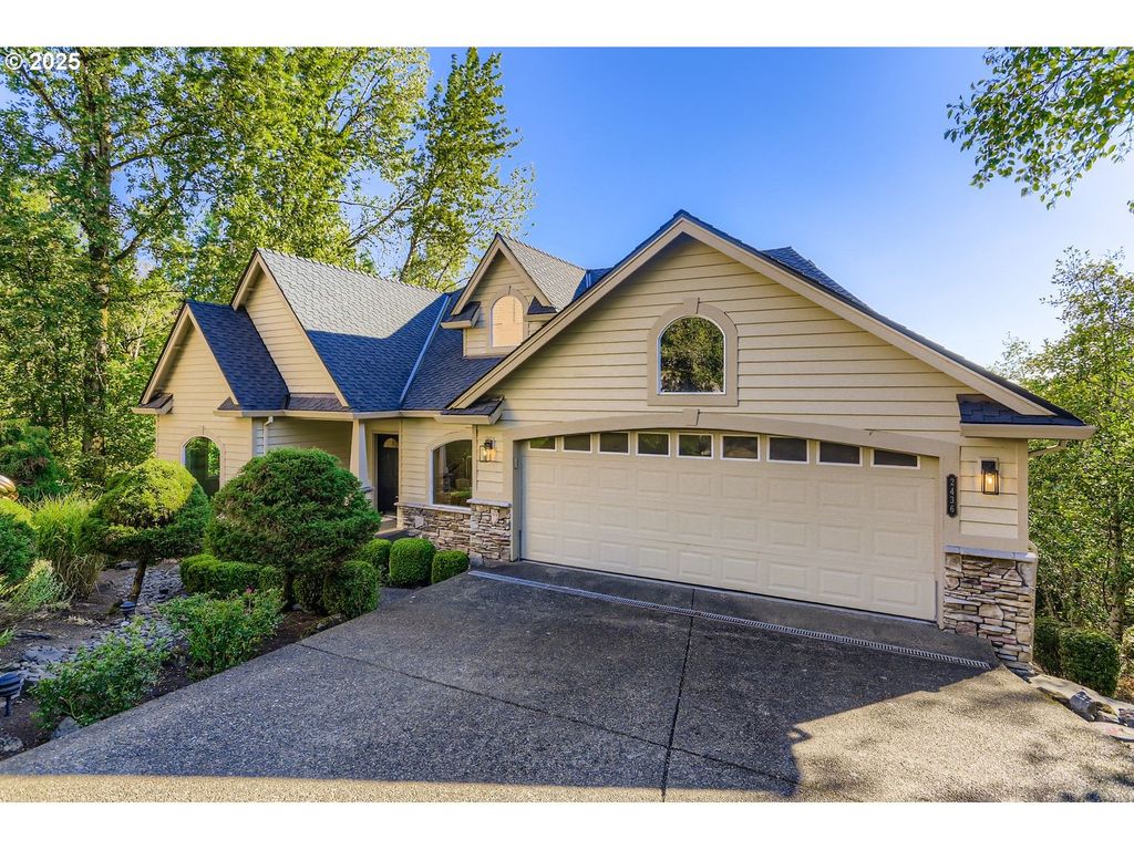 2436 Nw BENSON Ln, Portland, OR 97229