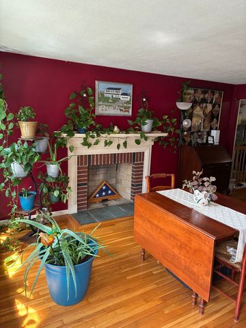 89 Porter Rd, Marlborough, MA 01752