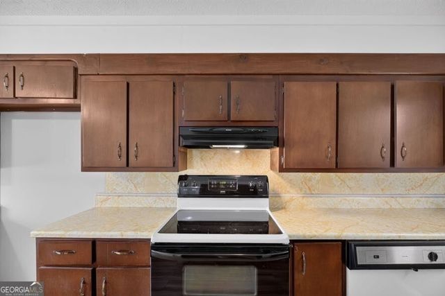743 Almon Road, Carrollton, GA 30117