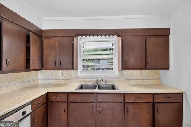 743 Almon Road, Carrollton, GA 30117