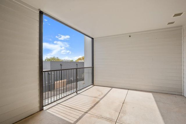6324 N Lamar BLVD 419, Austin, TX 78752
