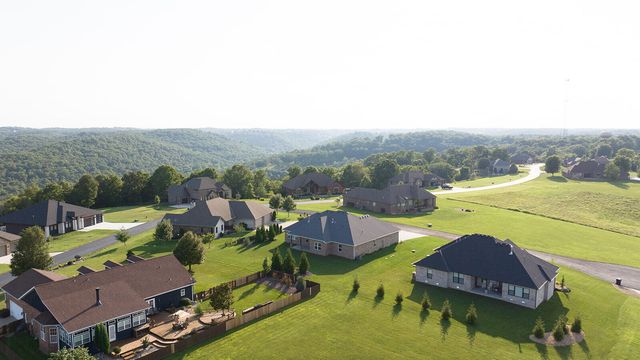 103 Summit Point Road, Saddlebrooke, MO 65630