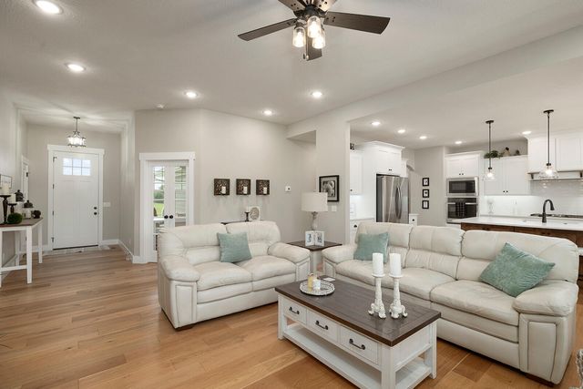 103 Summit Point Road, Saddlebrooke, MO 65630