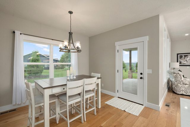 103 Summit Point Road, Saddlebrooke, MO 65630
