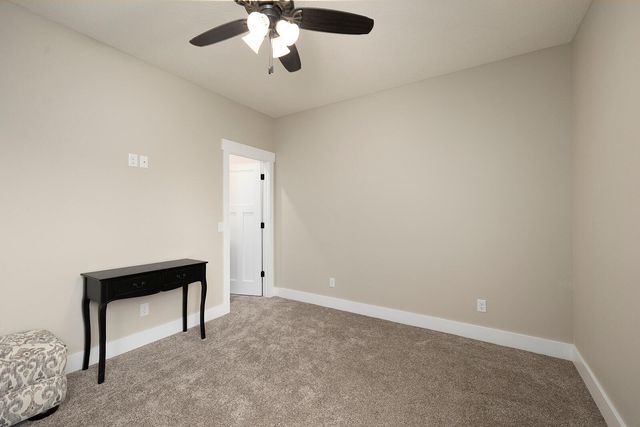 103 Summit Point Road, Saddlebrooke, MO 65630