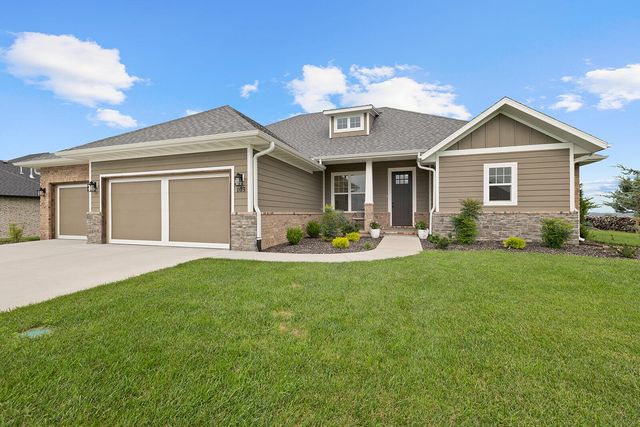 103 Summit Point Road, Saddlebrooke, MO 65630