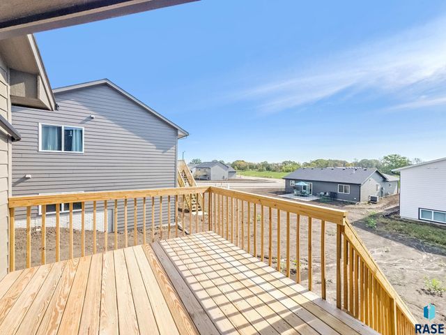 804 N Main St Street, Lennox, SD 57039