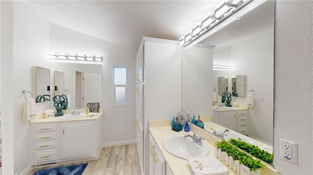 19361 Brookhurst Street 87, Huntington Beach, CA 92646