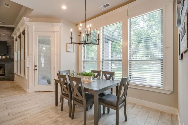 1011 Glenoaks Drive, Weatherford, TX 76088