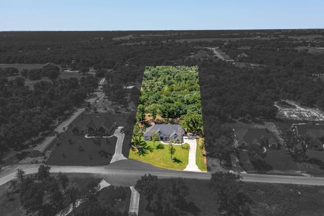 1011 Glenoaks Drive, Weatherford, TX 76088