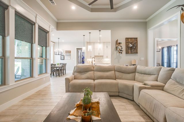 1011 Glenoaks Drive, Weatherford, TX 76088