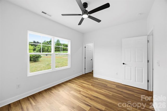 6911 Berea Avenue, Connelly Springs, NC 28612