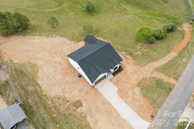 6911 Berea Avenue, Connelly Springs, NC 28612