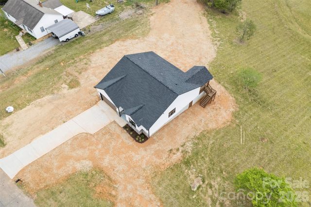 6911 Berea Avenue, Connelly Springs, NC 28612