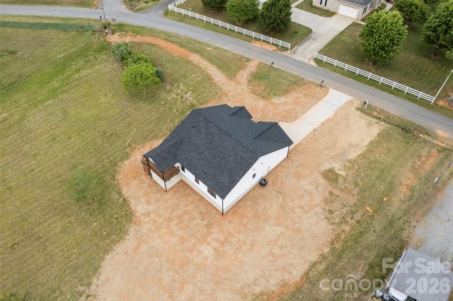 6911 Berea Avenue, Connelly Springs, NC 28612