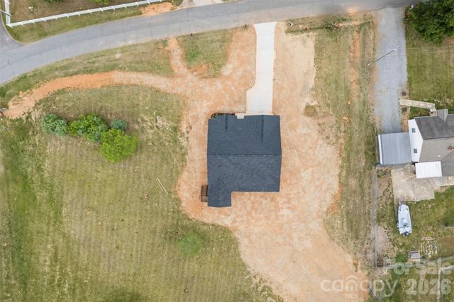 6911 Berea Avenue, Connelly Springs, NC 28612