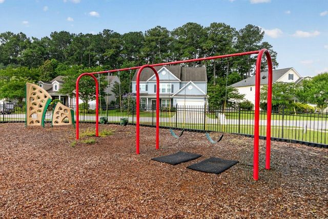 1930 Wild Indigo Way, Hanahan, SC 29410