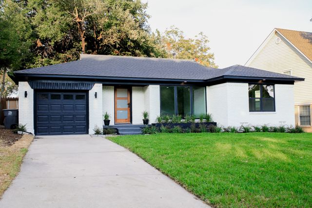 816 Kirkwood Drive, Dallas, TX 75218