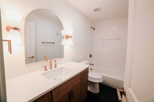 816 Kirkwood Drive, Dallas, TX 75218
