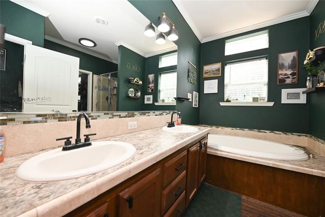 10713 220th Street, Blanchard, OK 73010