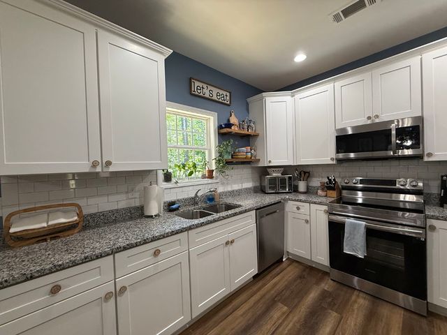 35 Riverbend Road, Lavonia, GA 30553