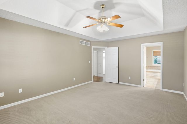 3005 GREENBRIAR DR, Columbia, MO 65203