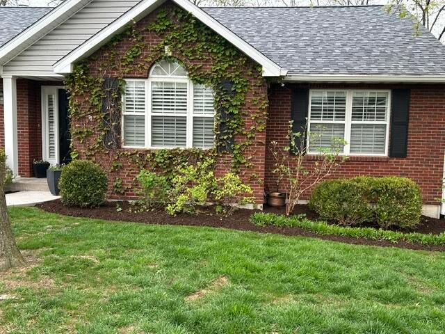 3005 GREENBRIAR DR, Columbia, MO 65203